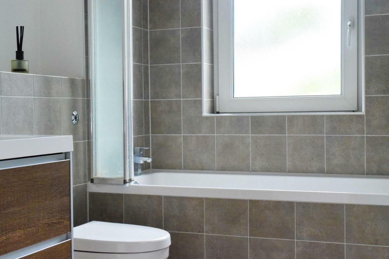 3 Bedroom Family House With A Superb Kitchen And Garden Londýn Exteriér fotografie